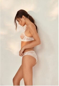 Next Brasilslip Savannah Miller X Next Brasilianischer Spitzenslip (1-St) 7 Next Brasilslip Savannah Miller X Next Brasilianischer Spitzenslip (1-St) -Next Geschäft 0061e0bd f297 577b 85df c35363fe492b