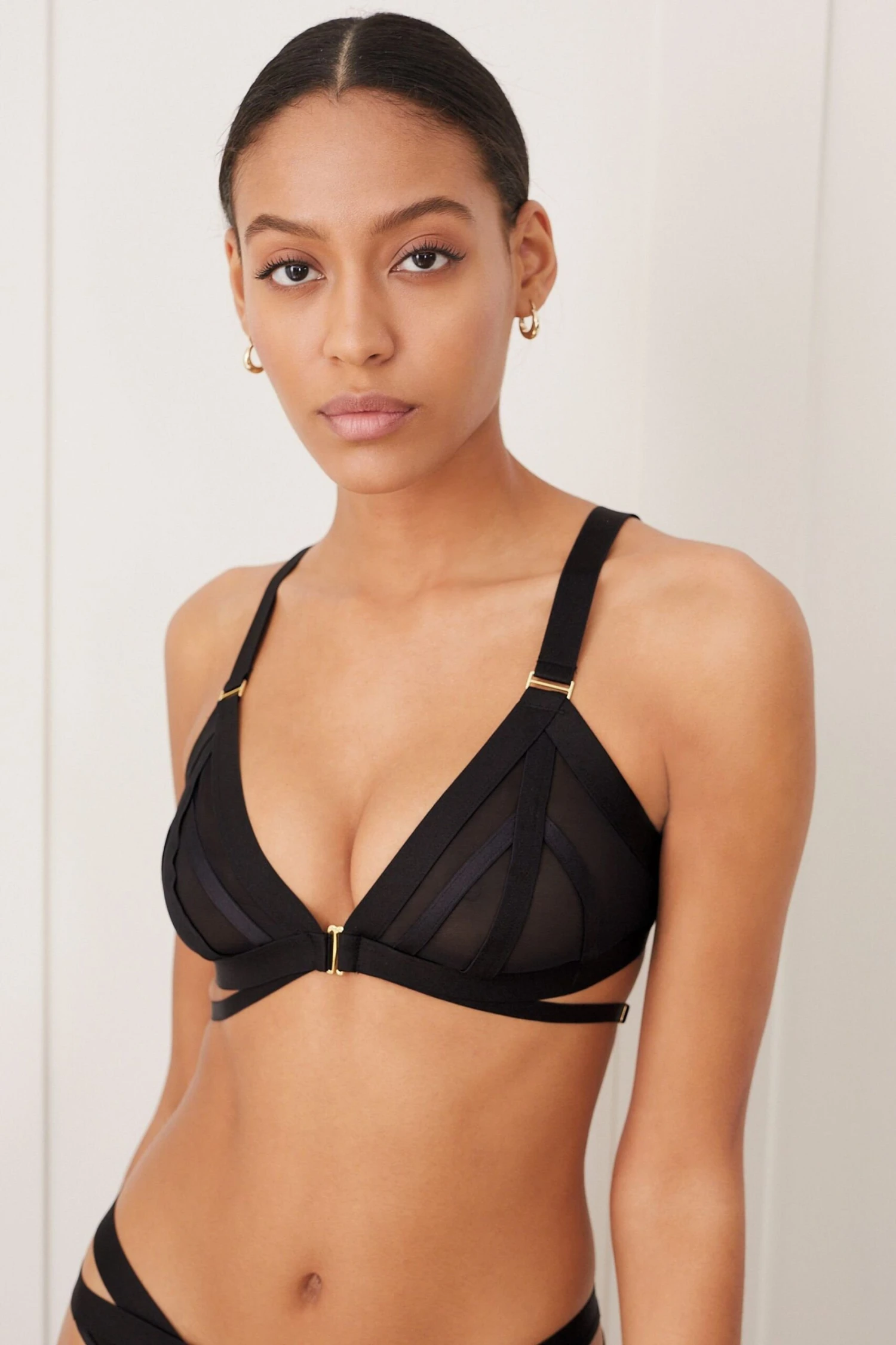 Next Bralette-BH All Out Bustier Mit Raffiniertem Trägerdesign (1-tlg) 1 Next Bralette-BH All Out Bustier Mit Raffiniertem Trägerdesign (1-tlg)