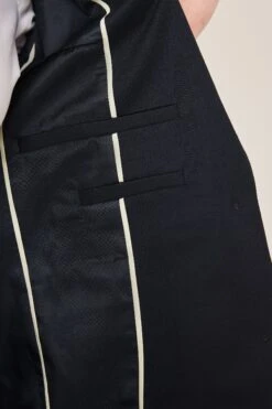 Next Jackenblazer Schwere, Taillierte Blazer-Jacke (1-tlg) -Next Geschäft 3160e272 873f 5ac7 84d0 59bf81fe211e