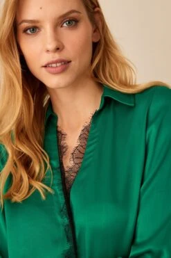 Next Satinbluse Satinbluse Mit V-Ausschnitt (1-tlg) -Next Geschäft 469a9355 ed2a 56ab b75e 6ed154884ca2