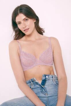 Next Fullcup-BH Comfort Vollschalen-BH Aus Spitze (1-tlg) -Next Geschäft 5a998677 578b 5d99 8b6a a760a0b5705a