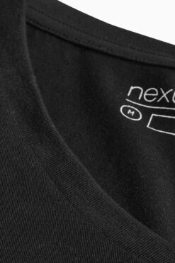 Next Essential T-Shirt Mit V-Ausschnitt -Next Geschäft 653439s3