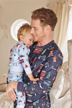 Marineblau - Next Herren Pyjama Mit Londoner Bus, Teil Der Familienkollektion -Next Geschäft 660268s3