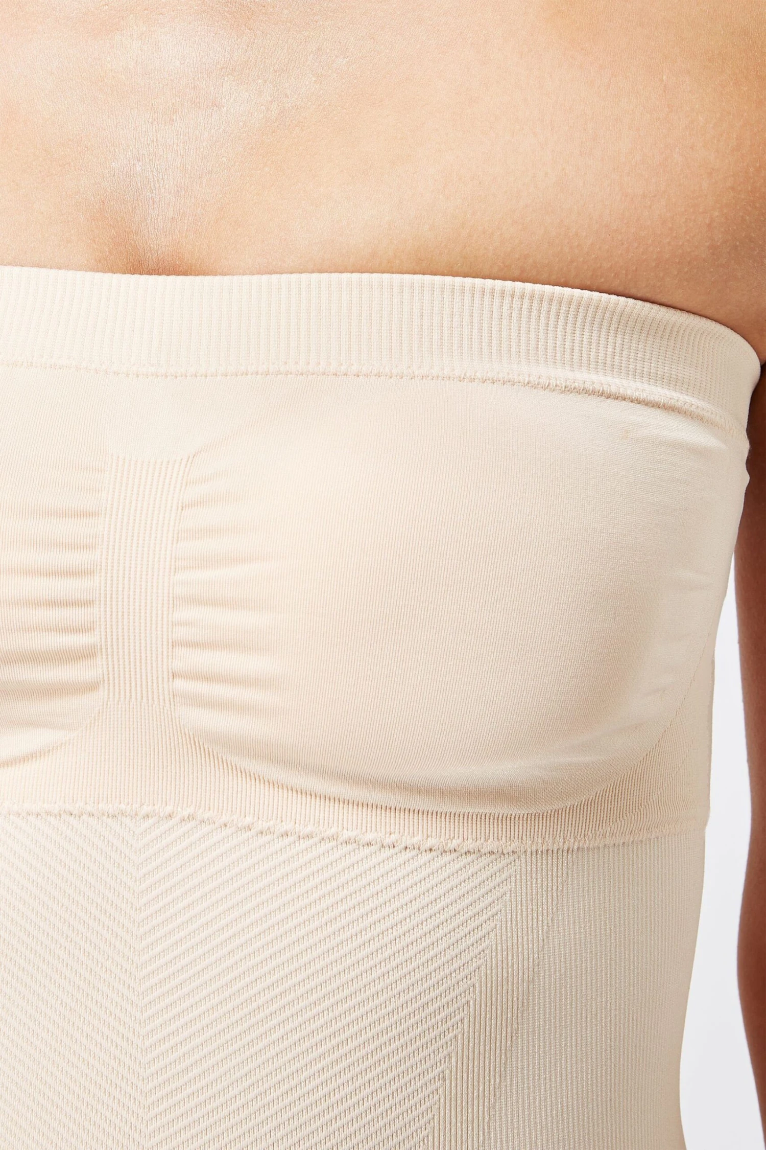 Next Miederbody Figurformendes Unterkleid Ohne Träger (1-tlg) 4 Next Miederbody Figurformendes Unterkleid Ohne Träger (1-tlg) – Bild 4