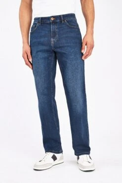 Next Essential Stretchjeans In Relaxed Fit