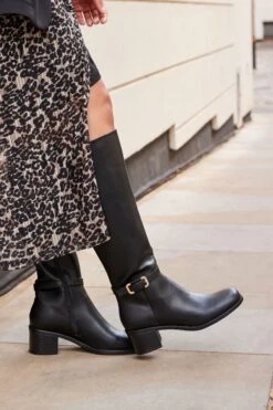 Next »Forever Comfort® Kniehohe Stiefel Mit Schnalle« Stiefel (1-tlg) -Next Geschäft 9997c1de 061f 5413 a09a d4b21b91fde4