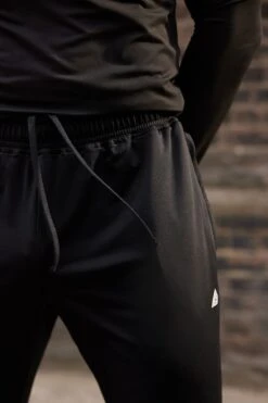 Schwarz/weiß - Next Active Sport Trainingshose -Next Geschäft A98714s4