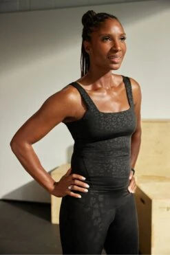 Schwarz/Geprägt/Leo-Print - Next Active Langes Sporttop