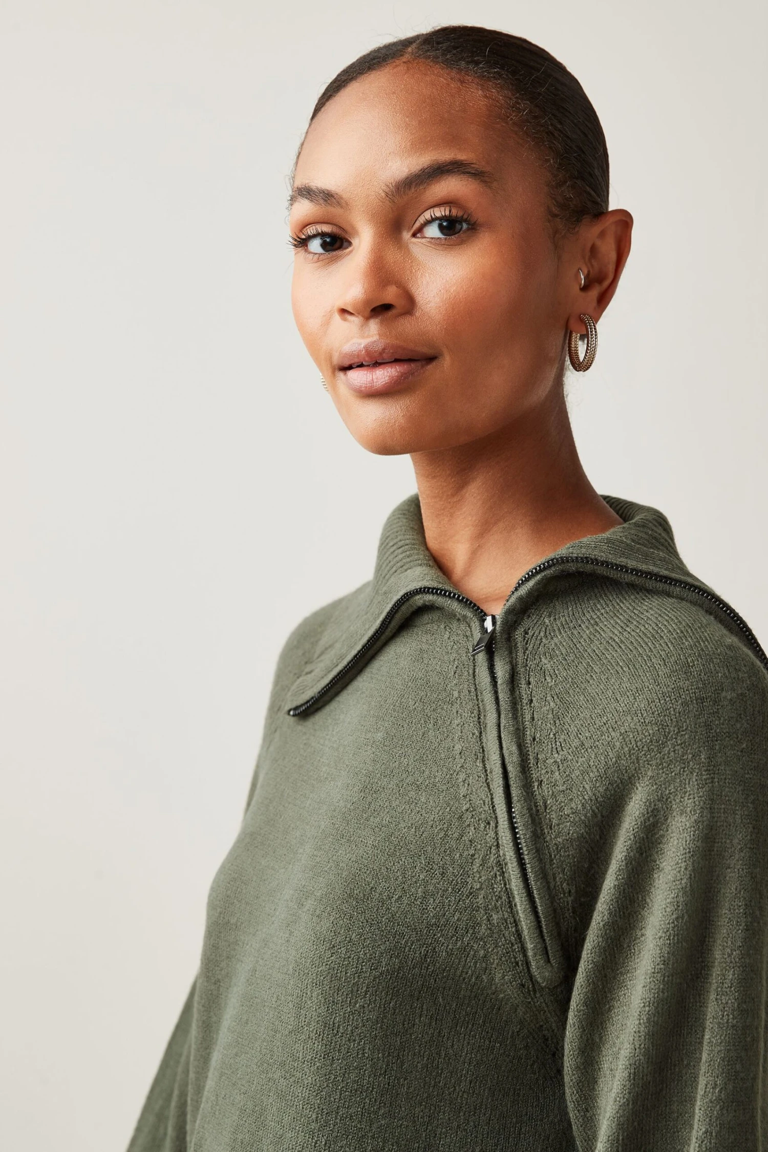 Next Tunikapullover Mit Stehkragen Und Reißverschluss 4 Next Tunikapullover Mit Stehkragen Und Reißverschluss – Bild 4