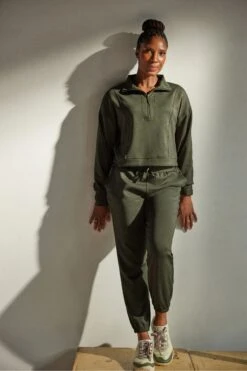 Khakigrün - Next Active Legere Yoga-Jogger