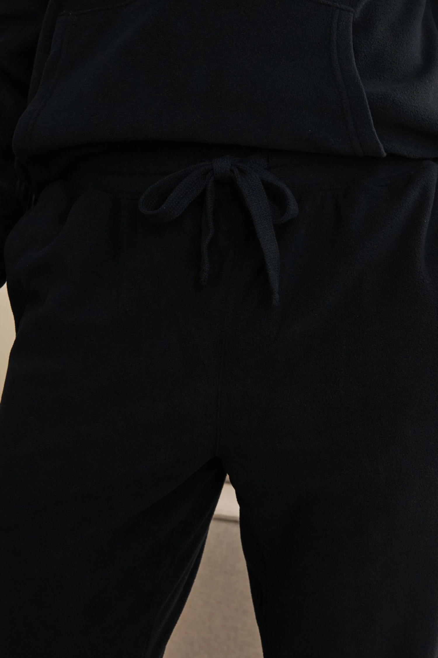 Schwarz - Next Thermo-Pyjama Mit Kapuze 5 Schwarz - Next Thermo-Pyjama Mit Kapuze – Bild 5