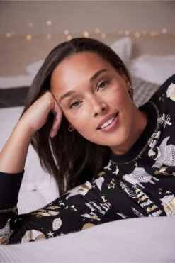 Schwarz/weiß - Next Matching Damen Pyjama Mit Waldtieren, Familienkollektion 9 Schwarz/weiß - Next Matching Damen Pyjama Mit Waldtieren, Familienkollektion -Next Geschäft M00 061s3