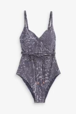 Marineblau Schmetterling - Savannah Miller X Next Bauchformender Badeanzug Mit Tiefem Ausschnitt -Next Geschäft M74755s2