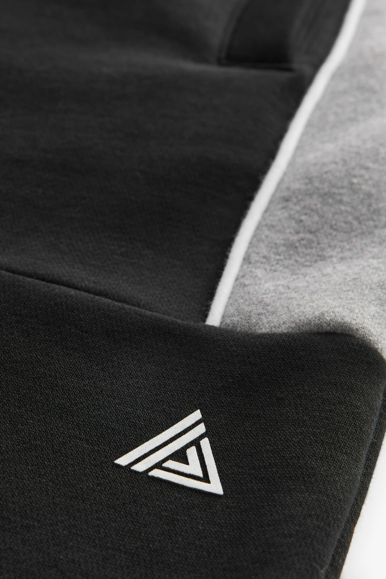 Schwarz/Grau - Next Active Jogginghose Mit Blockfarben 7 Schwarz/Grau - Next Active Jogginghose Mit Blockfarben – Bild 7