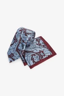 Bungunderrot/Marineblau, Bachelors Button - Morris & Co At Next Signature Set Mit Krawatte Und Einstecktuch