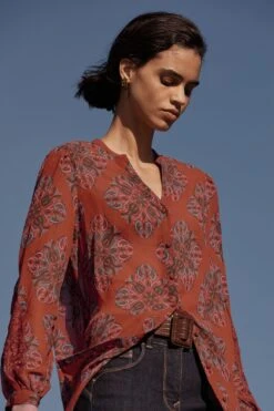 Next Geschäft 5 Next Langes Top Mit Knopfleiste Vorne