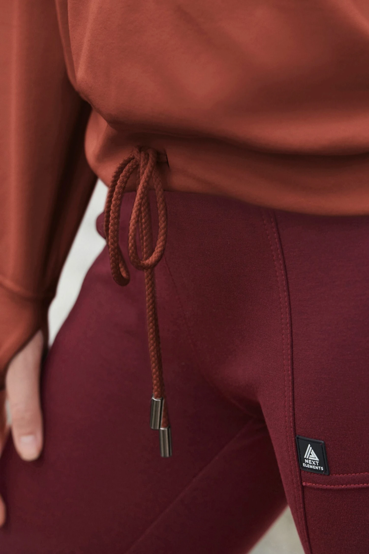 Next Elements Outdoor-Oberteil Mit Druckknopf Am Ausschnitt 4 Next Elements Outdoor-Oberteil Mit Druckknopf Am Ausschnitt – Bild 4