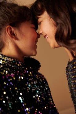 Next Glitzerndes Partykleid Aus Velours Mit Pailletten (3-16yrs) -Next Geschäft T99482s4