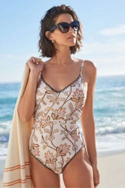 Cremefarben Paisley - Savannah Miller X Next Bauchformender Badeanzug Mit Tiefem Ausschnitt