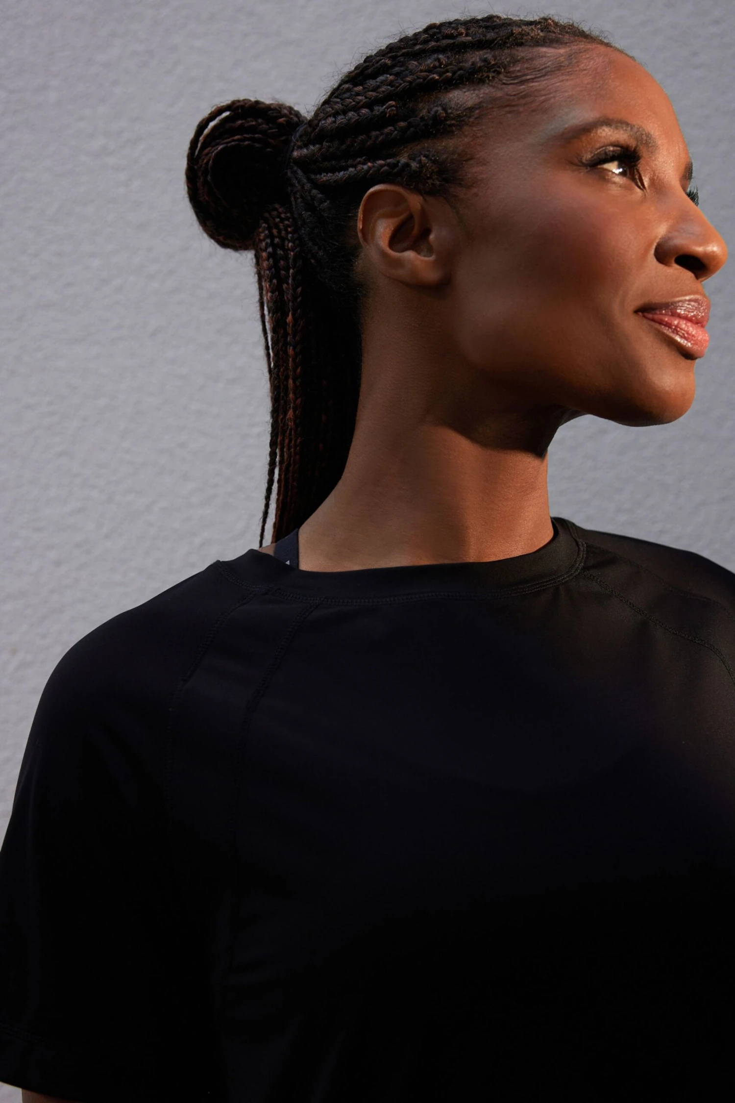 Schwarz - Next Active Sports Leichtes T-Shirt Mit Netzstoffeinsatz 4 Schwarz - Next Active Sports Leichtes T-Shirt Mit Netzstoffeinsatz – Bild 4