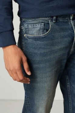 Blaue Vintage-Waschung - Next Essential Bootcut-Jeans Mit Stretch-Anteil -Next Geschäft U22 487s6