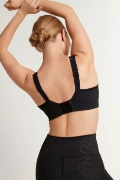 Next Active Sports Antibounce Sport-BH Mit Extrastarkem Halt, DD+ -Next Geschäft U54 198s3