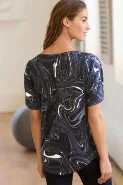 Next Active Sports Kurzärmeliges Top Mit V-Ausschnitt -Next Geschäft U73 587s3