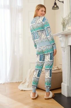 Blau Mit Bandanamuster - Next Superweicher Kuscheliger Pyjam -Next Geschäft U81 931s5