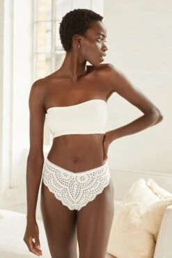 Next Bandeau-BH Bandeau-BH Aus Spitze In Lochstickerei, 2er-Pack (2-tlg) -Next Geschäft a13bcd5f 225d 5f6b a075 fadc0e4970a2