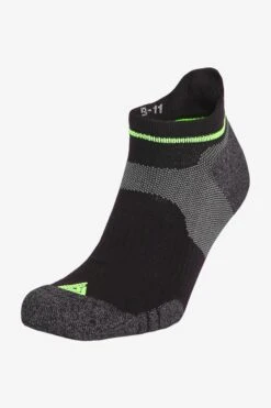 Next Füßlinge Next Active Gepolsterte Socken Im 4er-Pack (4-Paar) -Next Geschäft a3dd10b0 bb97 5880 be2d a8d3b8308dd1