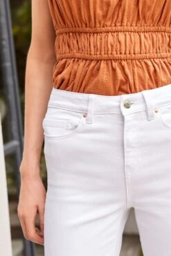 Next Schlagjeans Ausgestellte Stretch-Jeans – Petite (1-tlg) -Next Geschäft bd476d86 09ea 5558 916a 03e20e57975a